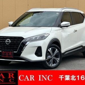 2020 Nissan Kicks pearl hybrid used car Japan export