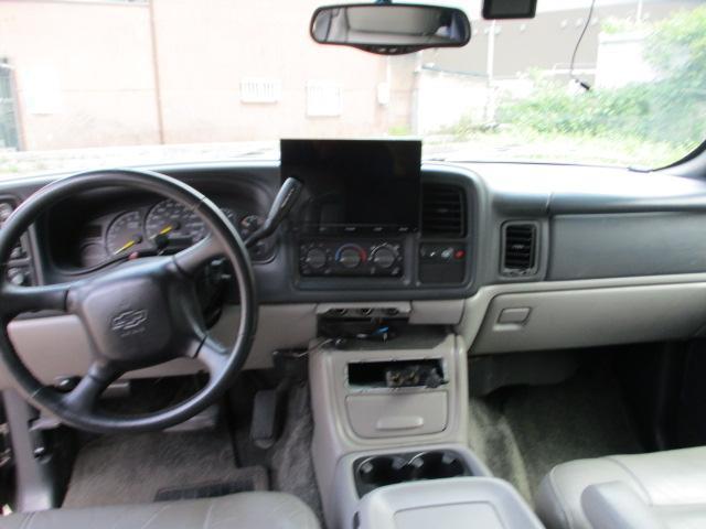 Ref:AUX-24441334 CHEVROLET CHEVROLET TAHOE 2001 3 Ref:AUX-24441334 CHEVROLET CHEVROLET TAHOE 2001 - Image 3