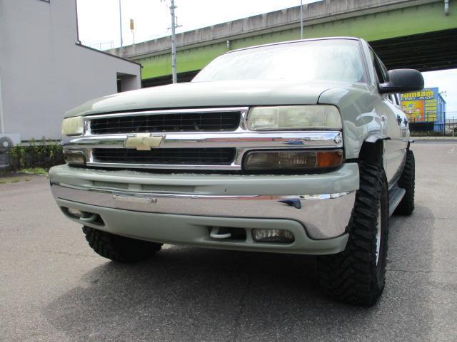 Ref:AUX-24441334 CHEVROLET CHEVROLET TAHOE 2001 1 2001 Chevrolet Chevrolet Tahoe green gasoline used car Japan export