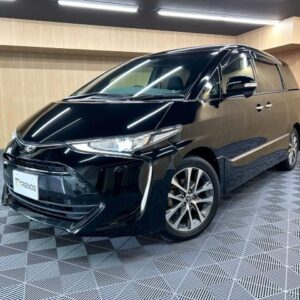 2016 Toyota Estima black gasoline used car Japan export