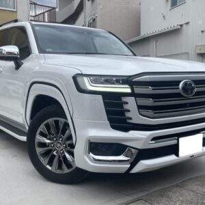2024 Toyota Land Cruiser pearl gasoline used car Japan export