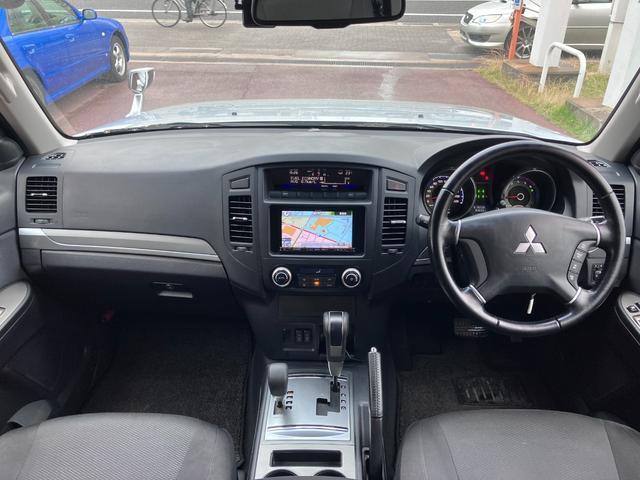 Ref:AUX-24460995 MITSUBISHI PAJERO 2011 14 Ref:AUX-24460995 MITSUBISHI PAJERO 2011 - Image 14