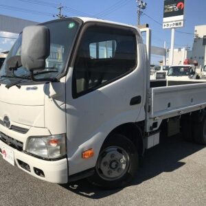 2011 Hino Dutro white diesel used car Japan export