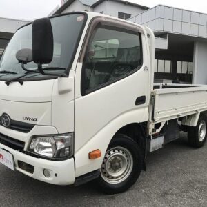 2018 Toyota Dyna Truck white diesel used car Japan export