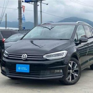 2021 Volkswagen Golf Touran black gasoline used car Japan export