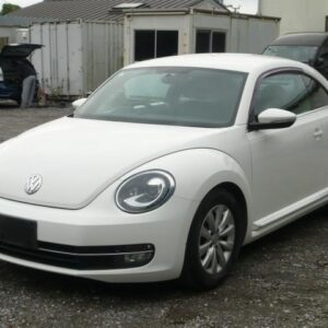 2013 Volkswagen The Beetle white gasoline used car Japan export