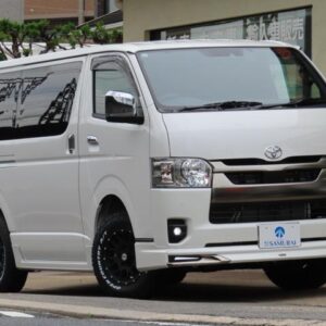2025 Toyota Hiace Van pearl diesel used car Japan export