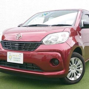 2017 Toyota Passo red gasoline used car Japan export