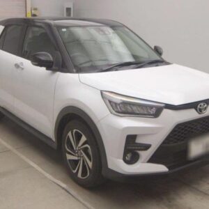 2020 Toyota Raize pearl gasoline used car Japan export