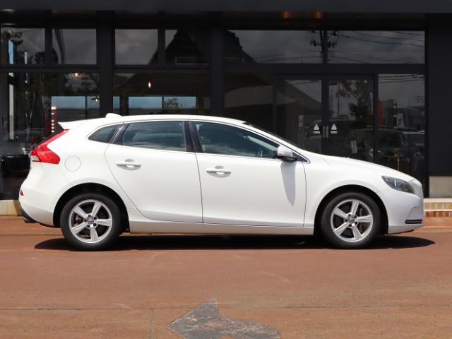 Ref:AUX-24482076 VOLVO V40 2015 13 Ref:AUX-24482076 VOLVO V40 2015 - Image 13