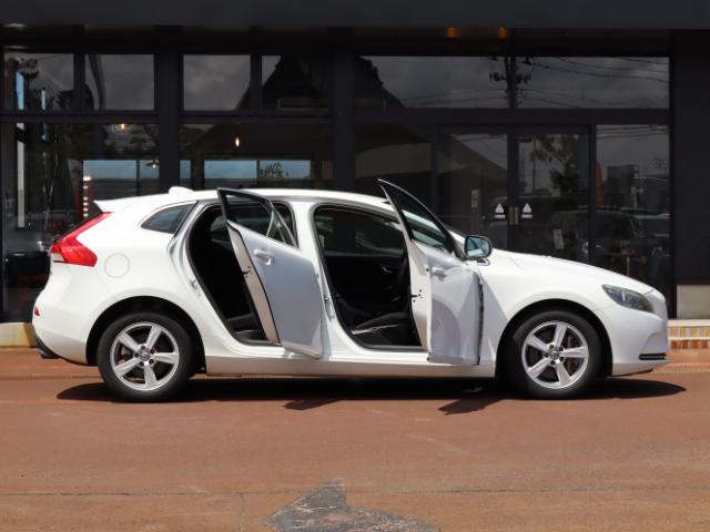 Ref:AUX-24482076 VOLVO V40 2015 15 Ref:AUX-24482076 VOLVO V40 2015 - Image 15