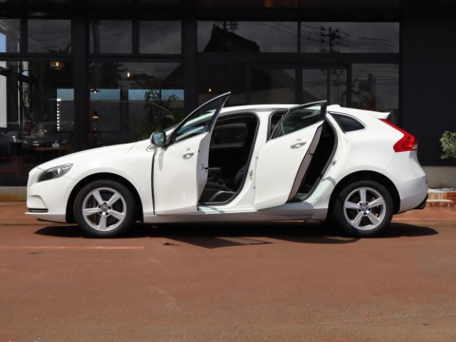 Ref:AUX-24482076 VOLVO V40 2015 16 Ref:AUX-24482076 VOLVO V40 2015 - Image 16