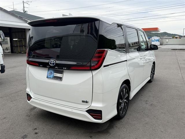 Ref:AUX-24482092 TOYOTA NOAH 2024 2 Ref:AUX-24482092 TOYOTA NOAH 2024 - Image 2