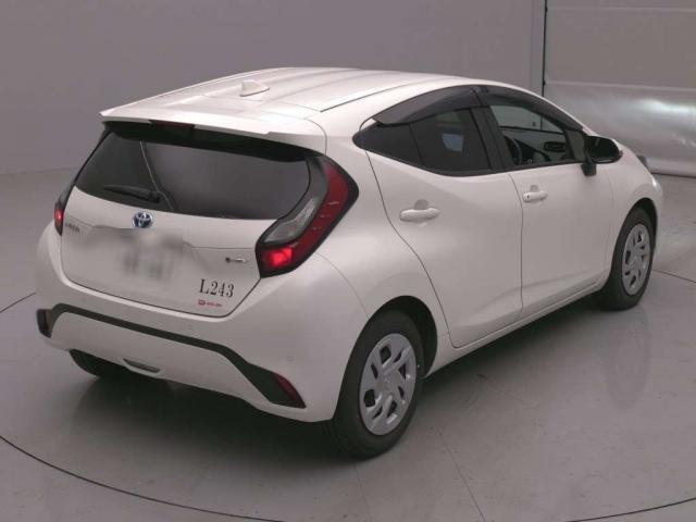 Ref:AUX-24482212 TOYOTA AQUA 2024 13 Ref:AUX-24482212 TOYOTA AQUA 2024 - Image 13