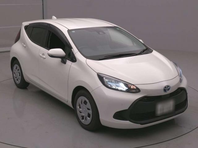 Ref:AUX-24482212 TOYOTA AQUA 2024 4 Ref:AUX-24482212 TOYOTA AQUA 2024 - Image 4