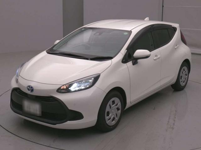 Ref:AUX-24482212 TOYOTA AQUA 2024 1 2024 Toyota Aqua white gasoline used car Japan export