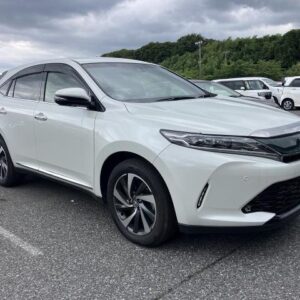 2019 Toyota Harrier pearl gasoline used car Japan export