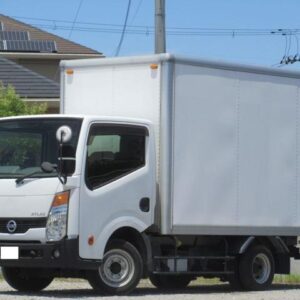 2015 Nissan Atlas Truck white diesel used car Japan export