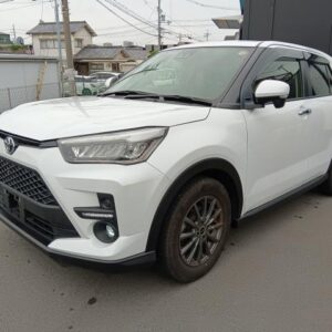 2023 Toyota Raize pearl gasoline used car Japan export