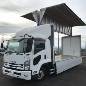 2016 Isuzu Forward white diesel used car Japan export