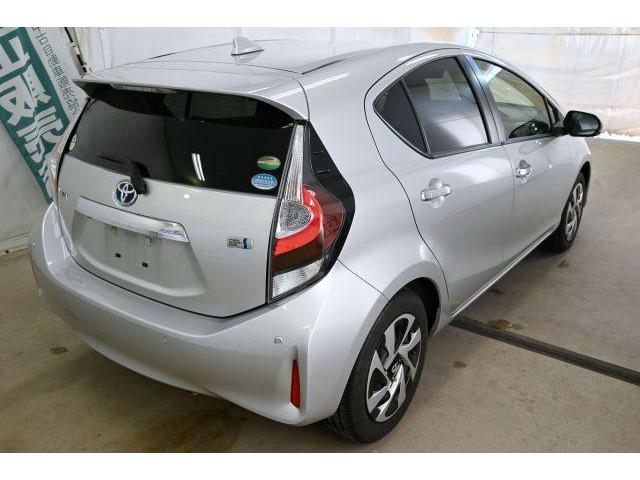 Ref:AUX-24501721 TOYOTA AQUA 2020 5 Ref:AUX-24501721 TOYOTA AQUA 2020 - Image 5