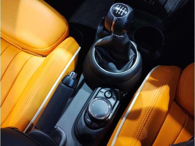 Ref:AUX-24519035 MINI MINI 2015 17 Ref:AUX-24519035 MINI MINI 2015 - Image 17