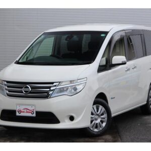 2015 Nissan Serena pearl hybrid used car Japan export