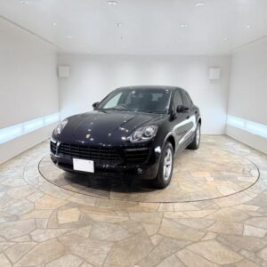 2015 Porsche Macan black gasoline used car Japan export