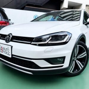 2018 Volkswagen Golf Alltrack white gasoline used car Japan export