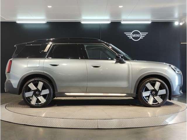 Ref:AUX-24539550 MINI MINI 2024 7 Ref:AUX-24539550 MINI MINI 2024 - Image 7