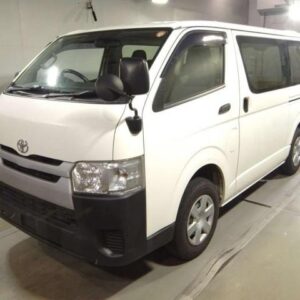 2019 Toyota Hiace Van white diesel used car Japan export
