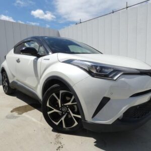 2017 Toyota C-Hr white gasoline used car Japan export