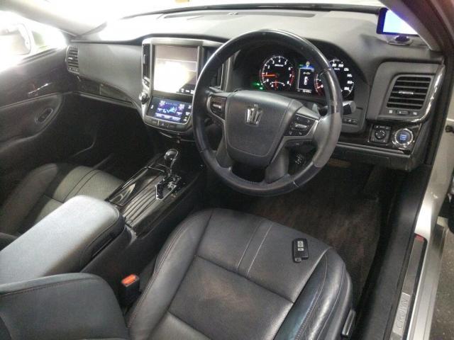 Ref:AUX-24547131 TOYOTA CROWN 2016 3 Ref:AUX-24547131 TOYOTA CROWN 2016 - Image 3