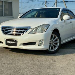 2009 Toyota Crown white gasoline used car Japan export
