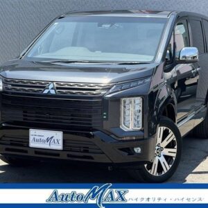 2025 Mitsubishi Delica D:5 gray diesel used car Japan export