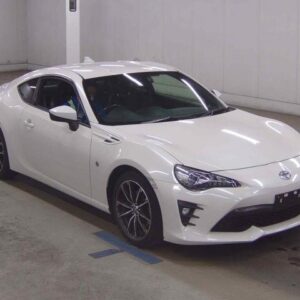 2019 Toyota 86 pearl gasoline used car Japan export