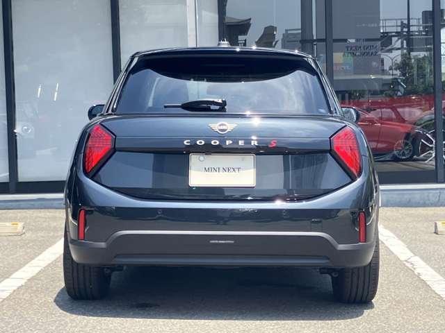Ref:AUX-24551316 MINI MINI 2025 5 Ref:AUX-24551316 MINI MINI 2025 - Image 5