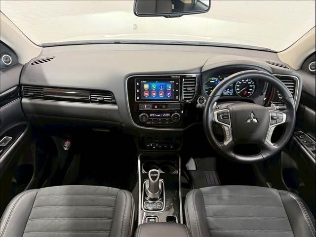 Ref:AUX-24556353 MITSUBISHI OUTLANDER PHEV 2018 2 Ref:AUX-24556353 MITSUBISHI OUTLANDER PHEV 2018 - Image 2