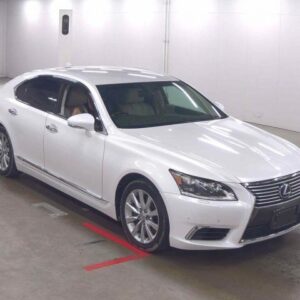 2013 Lexus Ls pearl gasoline used car Japan export