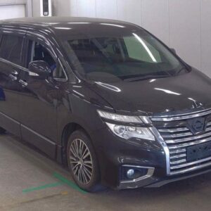 2015 Nissan Elgrand black gasoline used car Japan export
