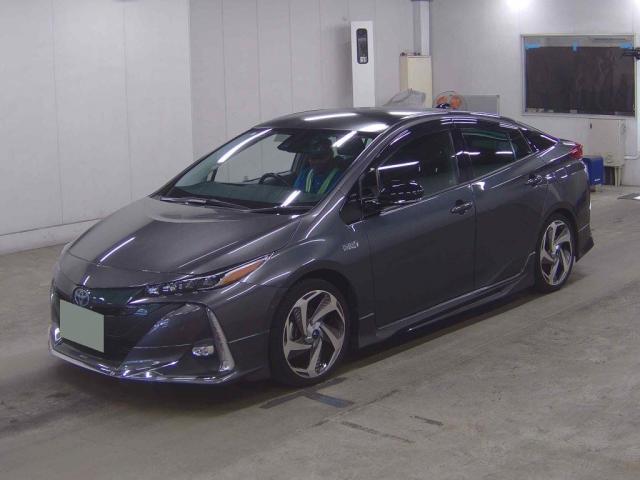 Ref:AUX-24562687 TOYOTA PRIUS PHV 2020 1 2020 Toyota Prius Phv gray gasoline used car Japan export