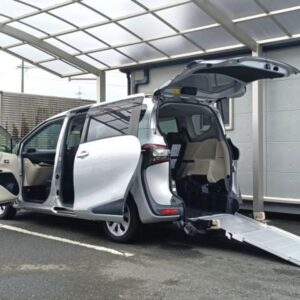 2016 Toyota Sienta silver gasoline used car Japan export