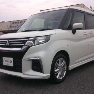 2024 Mitsubishi Delica D:2 pearl gasoline used car Japan export