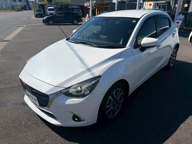 Ref:AUX-24581538 MAZDA DEMIO 2017 1 2017 Mazda Demio pearl diesel used car Japan export