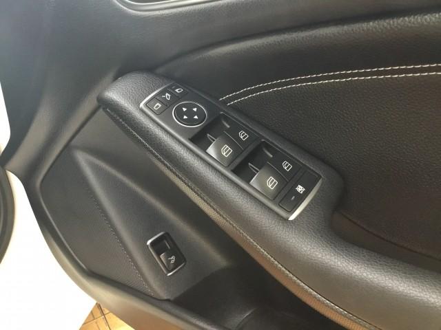Ref:AUX-24581699 MERCEDES BENZ CLA-CLASS 2018 17 Ref:AUX-24581699 MERCEDES BENZ CLA-CLASS 2018 - Image 17