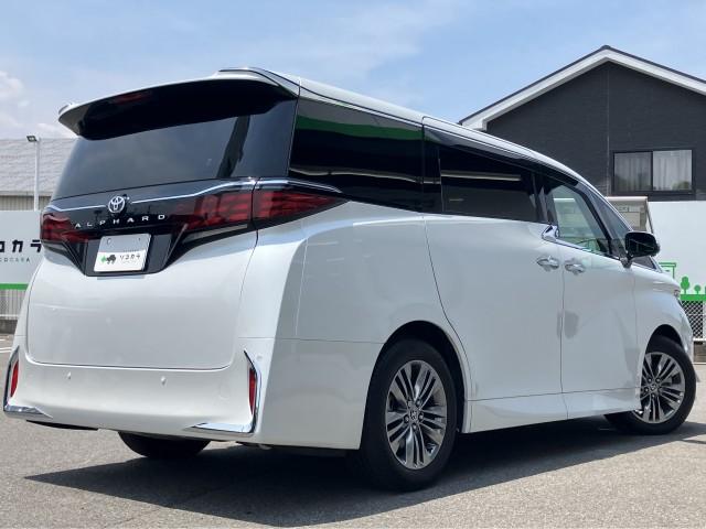 Ref:AUX-24582206 TOYOTA ALPHARD 2023 2 Ref:AUX-24582206 TOYOTA ALPHARD 2023 - Image 2