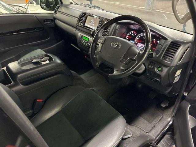 Ref:AUX-24587357 TOYOTA HIACE VAN 2018 4 Ref:AUX-24587357 TOYOTA HIACE VAN 2018 - Image 4