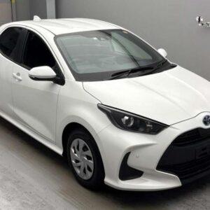2023 Toyota Yaris white gasoline used car Japan export