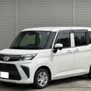 2021 Toyota Roomy pearl gasoline used car Japan export