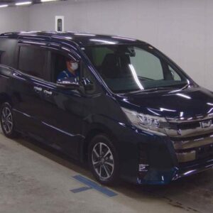 2021 Toyota Noah black gasoline used car Japan export